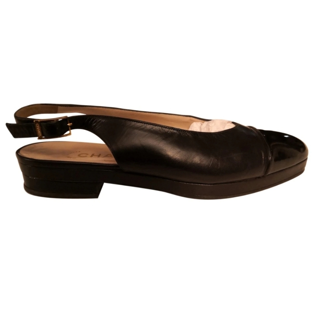 Authentic Chanel leather sandal flats